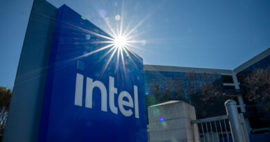 Benchmark upgrades Intel, says investors should get constructive on chip stock after earnings