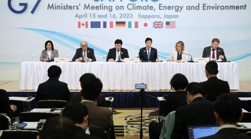 G7 vows to step up moves to renewable energy, zero carbon