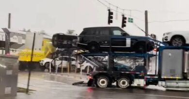 Train Rips 18-Wheel Car Carrier In Half During Florida Storm (VIDEO)