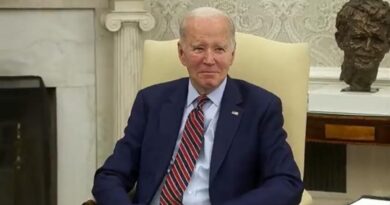 Biden Smirks as Reporter Asks About Migrant Child Who Died in US Custody Hours After Title 42 Expires (VIDEO) | The Gateway Pundit | by Cristina Laila