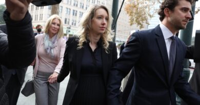 Disgraced Theranos CEO Elizabeth Holmes will report to jail on May 30