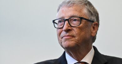 Bill Gates says A.I. could kill Google Search and Amazon as we know them