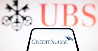 Credit Suisse drops China bank plan to avoid regulatory conflict under UBS, sources tell Reuters