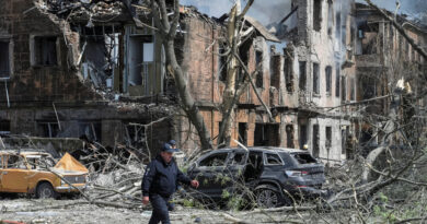 Russians Hit Ukrainian Hospital as Both Sides Step Up Long-Range Strikes