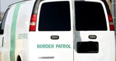 US Border Patrol Discovers Child Pornography On Chinese Migrant’s Phone | The Gateway Pundit | by Anthony Scott