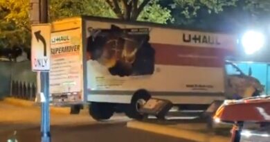 Here We Go: Police Find Nazi Flag in U-Haul Truck that Crashed into Barrier Near the White House (Video) | The Gateway Pundit | by Kristinn Taylor