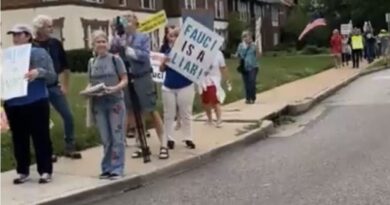 PROTESTERS LINE THE STREETS to Greet Serial Liar and Megalomaniac Dr. Tony Fauci to His Commencement Speech at Wash U Medical School in St. Louis | The Gateway Pundit | by Jim Hoft