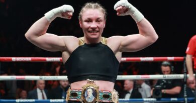 Lauren Price defeats Kirstie Bavington to make history and win the inaugural women's British title