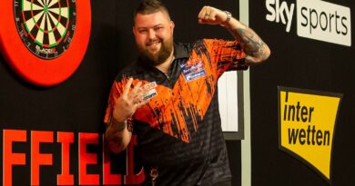 Premier League Darts: Michael Smith defeats MVG, Jonny Clayton and Gerwyn Price to win in Sheffield