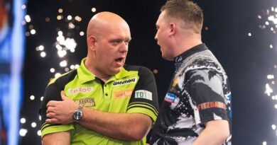 Premier League Darts: Michael van Gerwen suffers shoulder injury as Jonny Clayton makes Finals Night