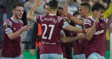 West Ham players celebrate after Michail Antonio scored his side's second goal during the Conference League first leg semifinal soccer match between West Ham and AZ Alkmaar at London Stadium in London, Thursday, May 11, 2023. (AP Photo/Kin Cheung)