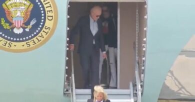 Not Again! Joe Biden Almost Stumbles Getting Off Air Force One (VIDEO) | The Gateway Pundit | by Cristina Laila | 42