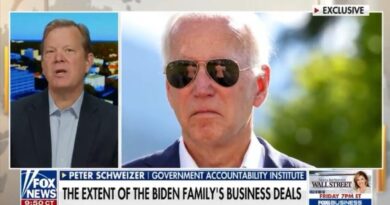 BREAKING: Joe Biden Used Secret Global Cell Phone While He Was Vice President - Paid For By Hunter's Firm! | The Gateway Pundit | by Cristina Laila | 42