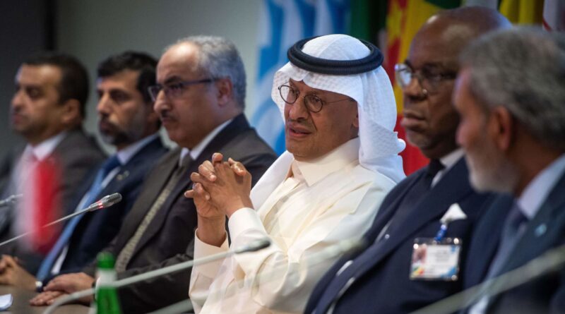 OPEC+ prepares for weekend meeting after Saudi warns speculators to 'watch out'