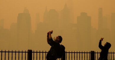 Canada wildfire smoke again slows flights to the Eastern U.S.