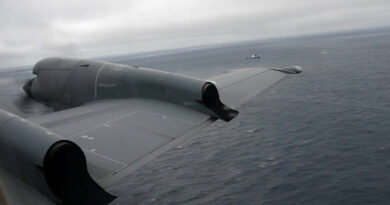 Video: Canadian Aircraft Searches for Missing Titanic Submersible