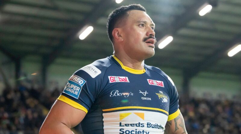 Zane Tetevano: Leeds Rhinos forward to undergo heart surgery after suffering stroke