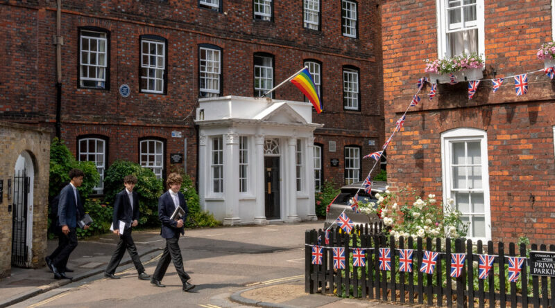 Eton College Wrestles With Change in a More Modern Britain