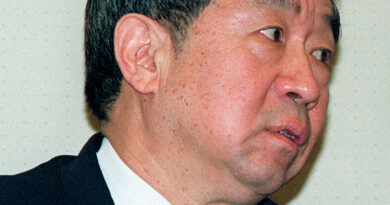 Yan Mingfu, Who Sought to Defuse Tiananmen Powder Keg, Dies at 91