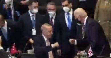 Turkey’s Erdogan Betrays Putin | The Gateway Pundit | by Larry Johnson | 112