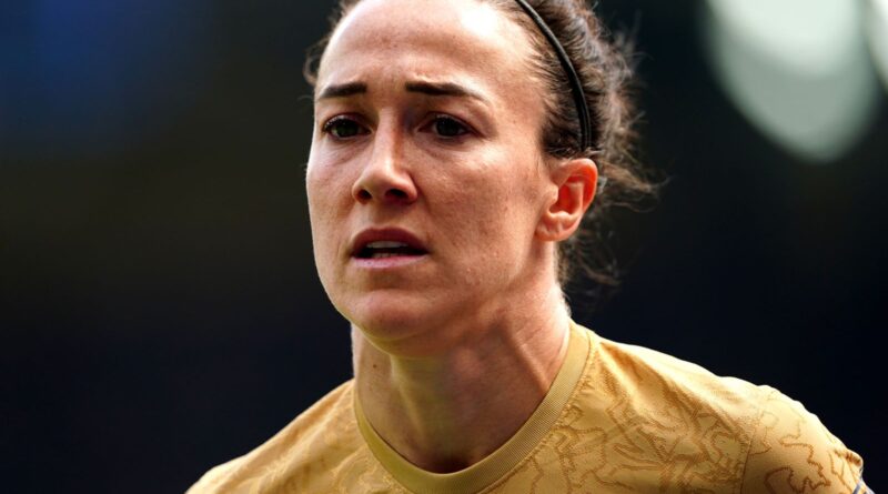 Lucy Bronze 'a shame women have to fight for changes' as bonuses dispute overshadows World Cup preparations