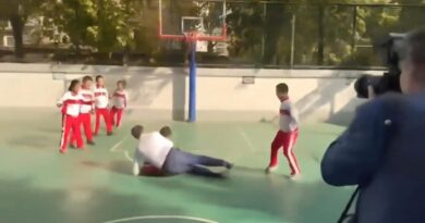 Newsom Plows Over Small Child Then Spanks Him During Basketball Game in China (VIDEO) | The Gateway Pundit | by Cristina Laila