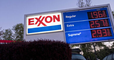 Exxon posts $9.1 billion third-quarter profit, down from record year-ago net, up from prior quarter