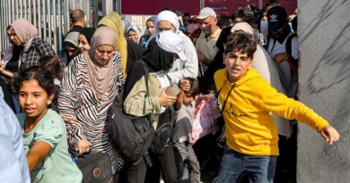 Video: First Group of People Leave Gaza Through Rafah Crossing