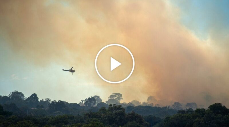 Video: Firefighters Battle Blazes in Australia