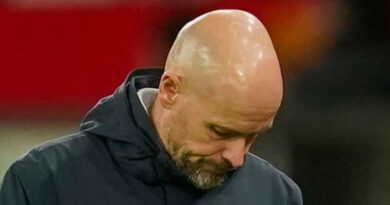 Erik ten Hag: Manchester United boss admits he is responsible for Carabao Cup home defeat to Newcastle