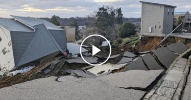 Video: Powerful Earthquake Hits Japan, Setting Off Tsunami Warnings