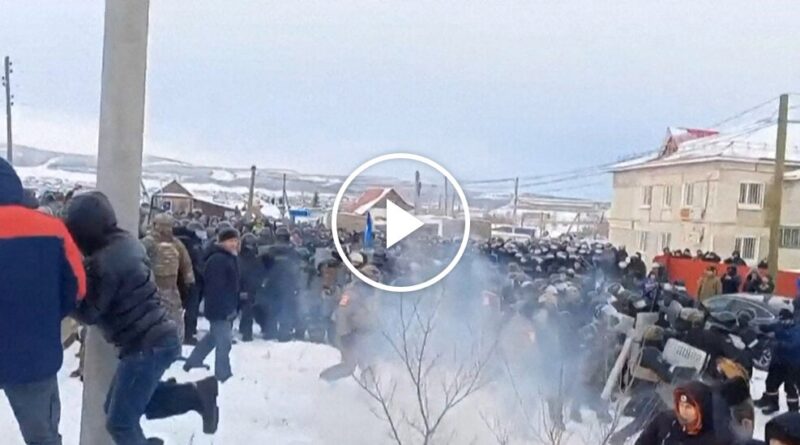 Video: Protests Erupt in Russia Over Prison Term for Minority Rights Activist