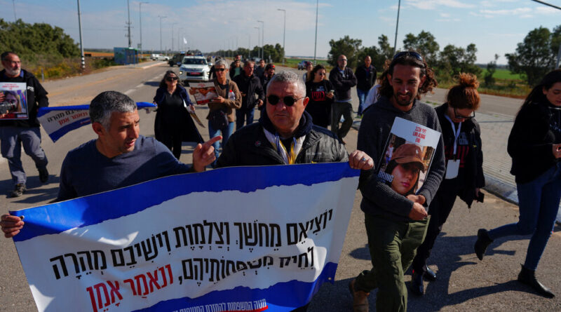 Widening Mideast Crisis: Families of Israeli Hostages Protest at Border Crossing to Block Aid to Gaza