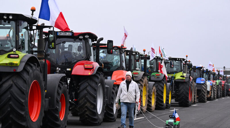 French Government Vows Rapid Aid for Farmers but Blockades Persist