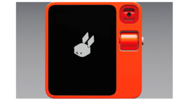 Travel executives react to Rabbit AI agent device