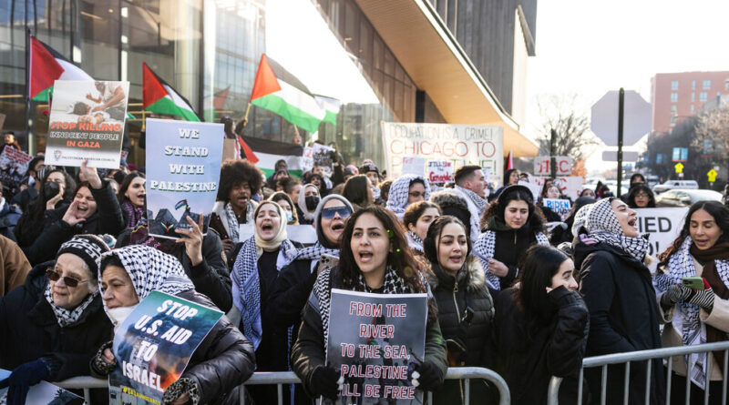 Chicago Passes Gaza Cease-Fire Resolution in Israel-Hamas War